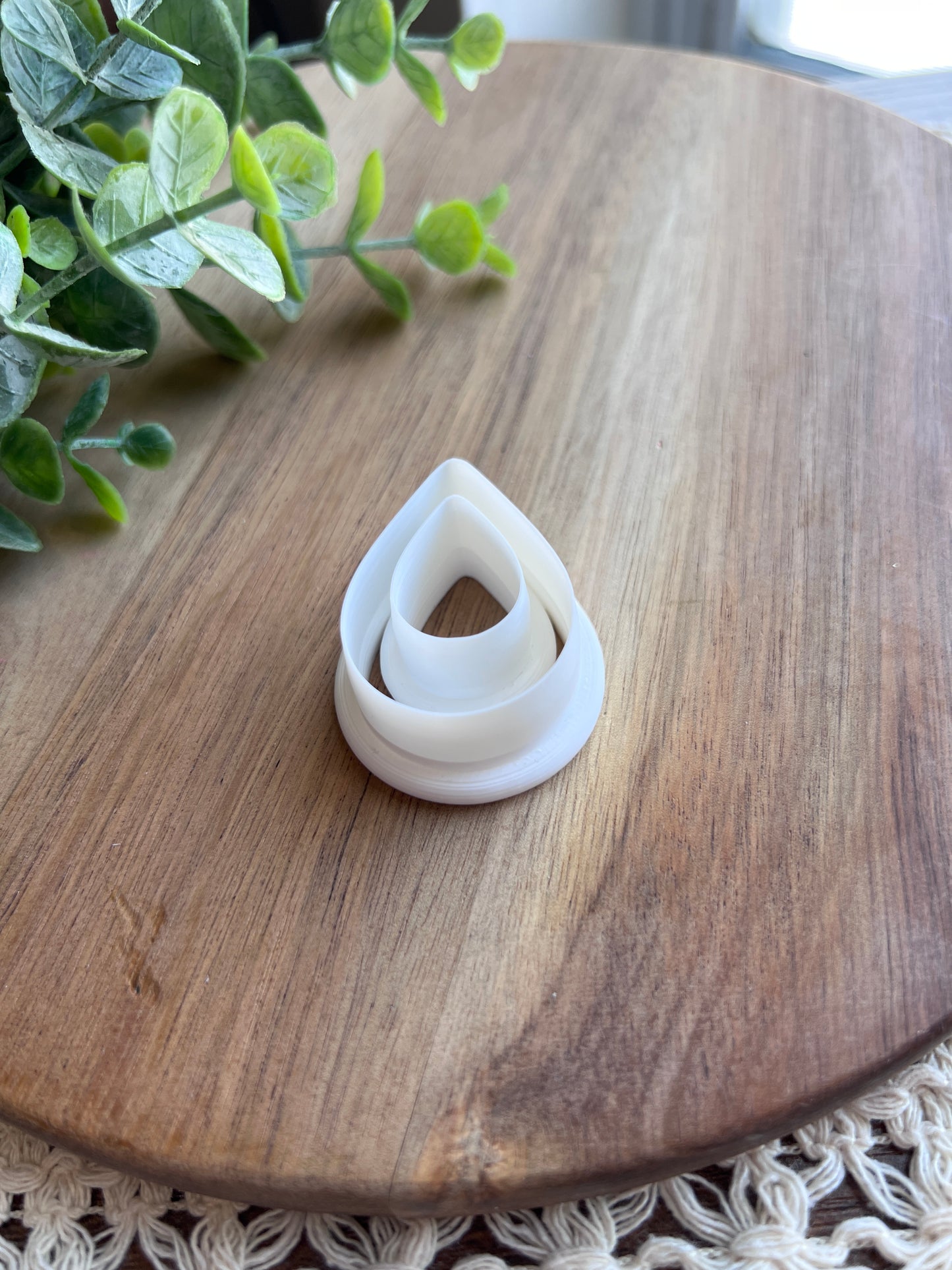 Organic Teardrop 2