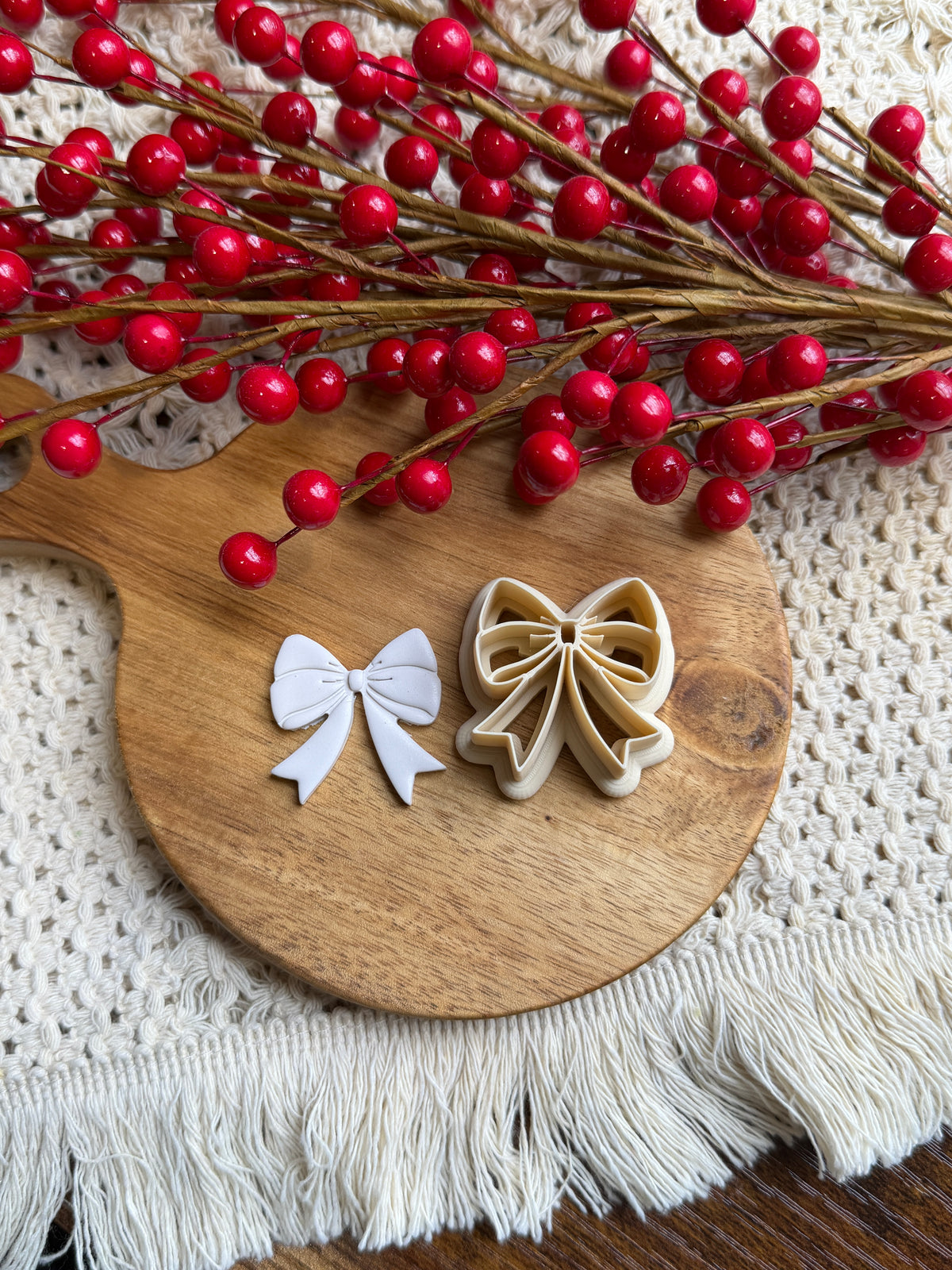 Elegant Bow Cutter 1