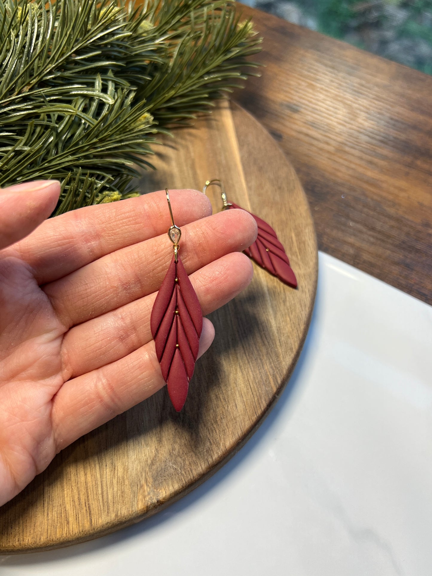 Elegant Feather Dangle