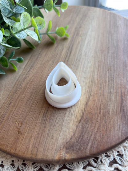 Organic Teardrop 2
