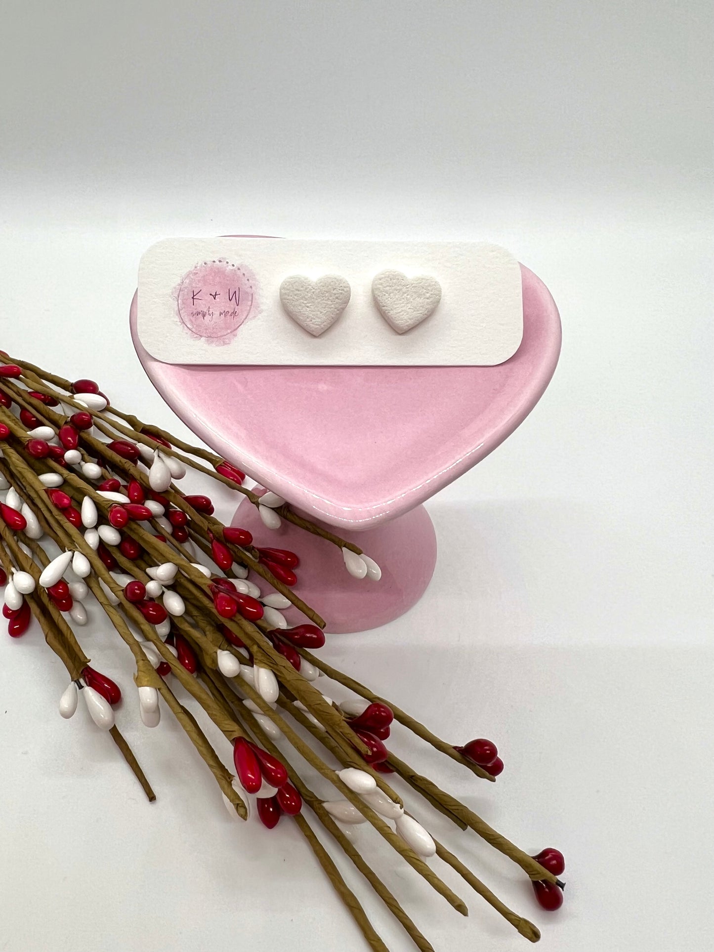 Simple Heart Stud