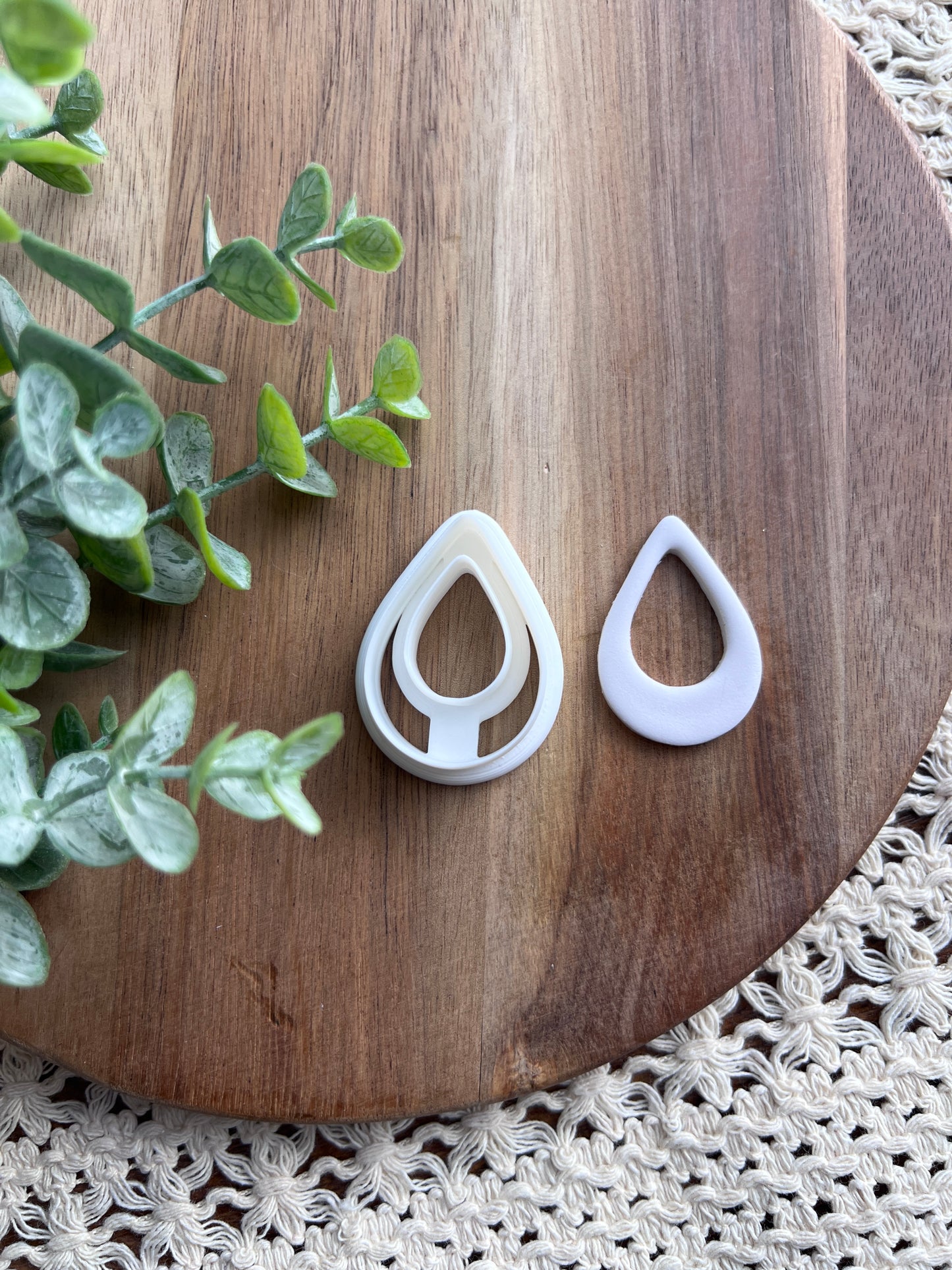 Organic Teardrop 2