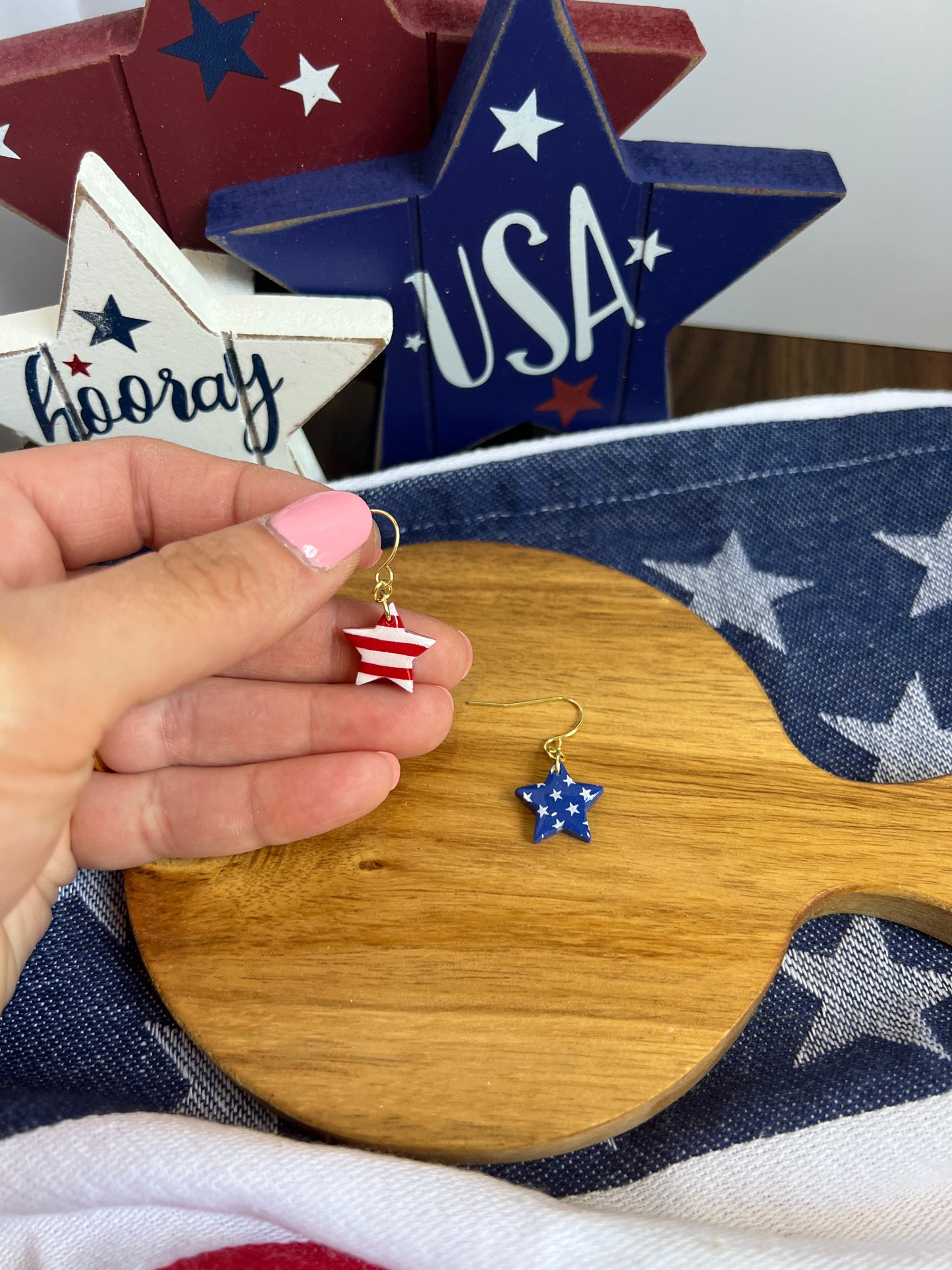 Small Star Dangle
