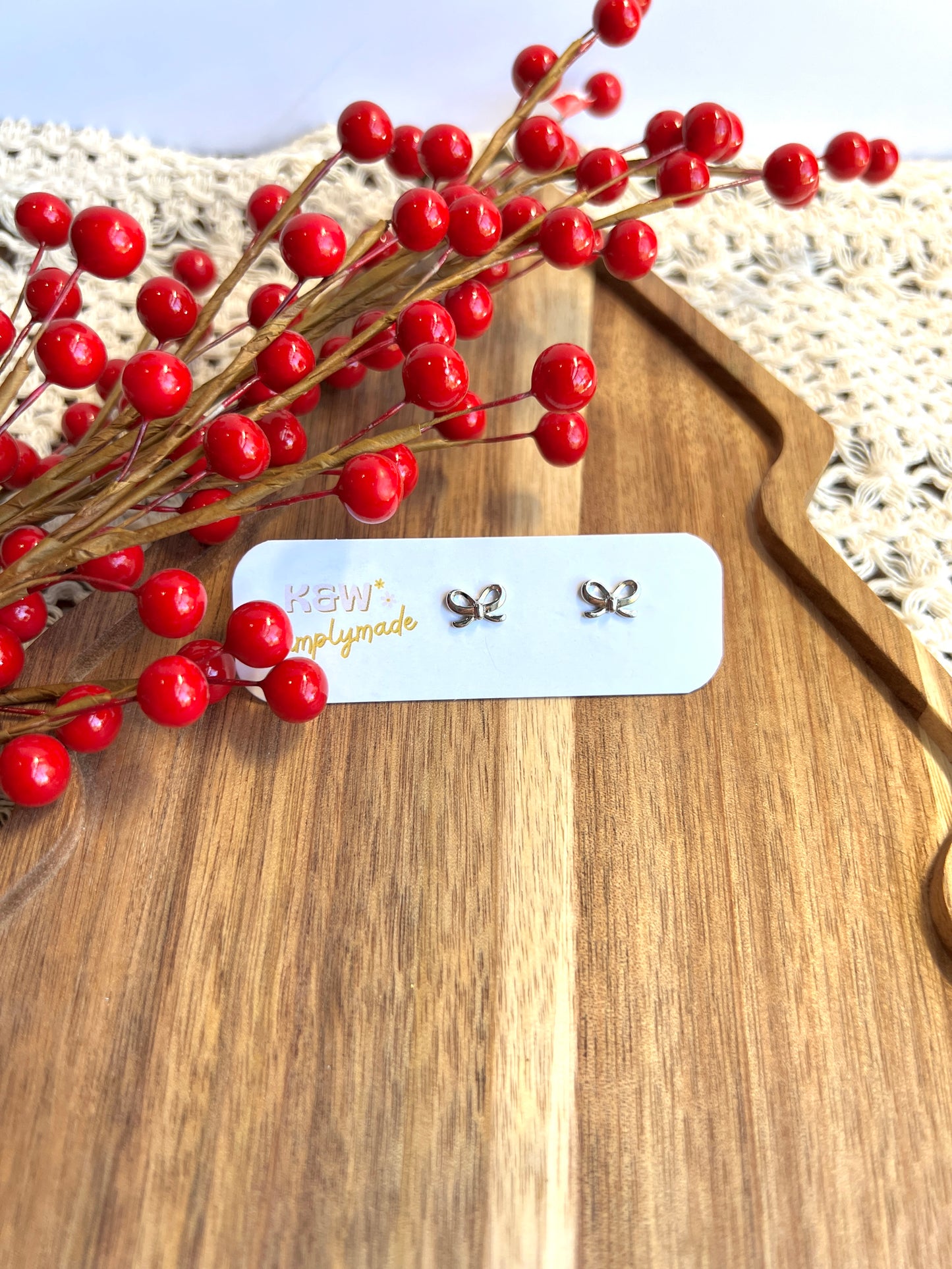 Tiny Bow Stud
