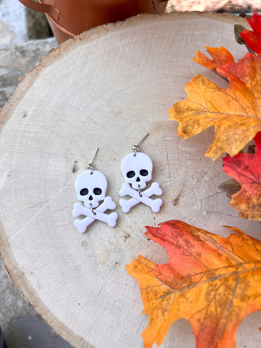 Skull & Crossbones Dangle