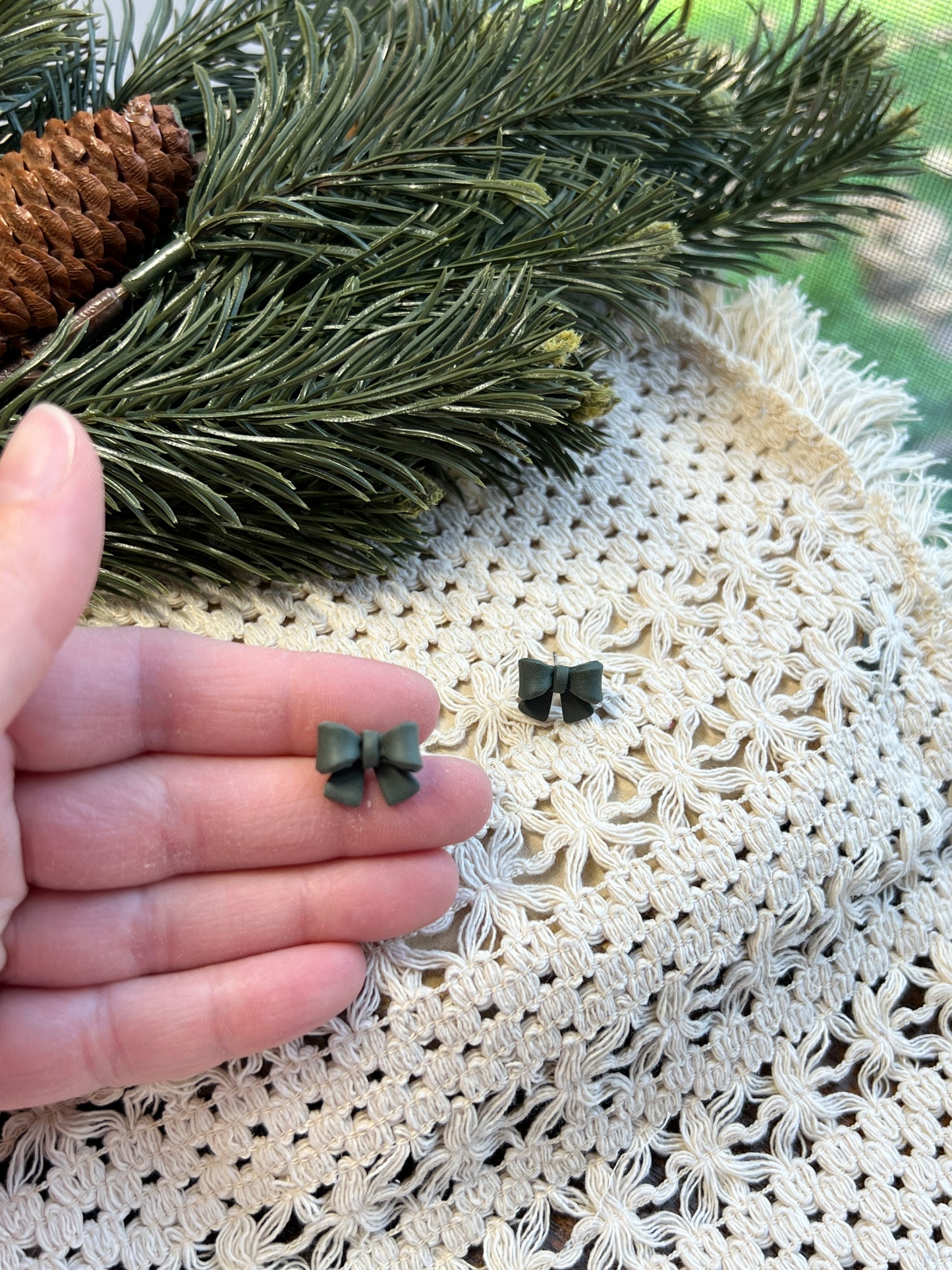 3D Bow Stud