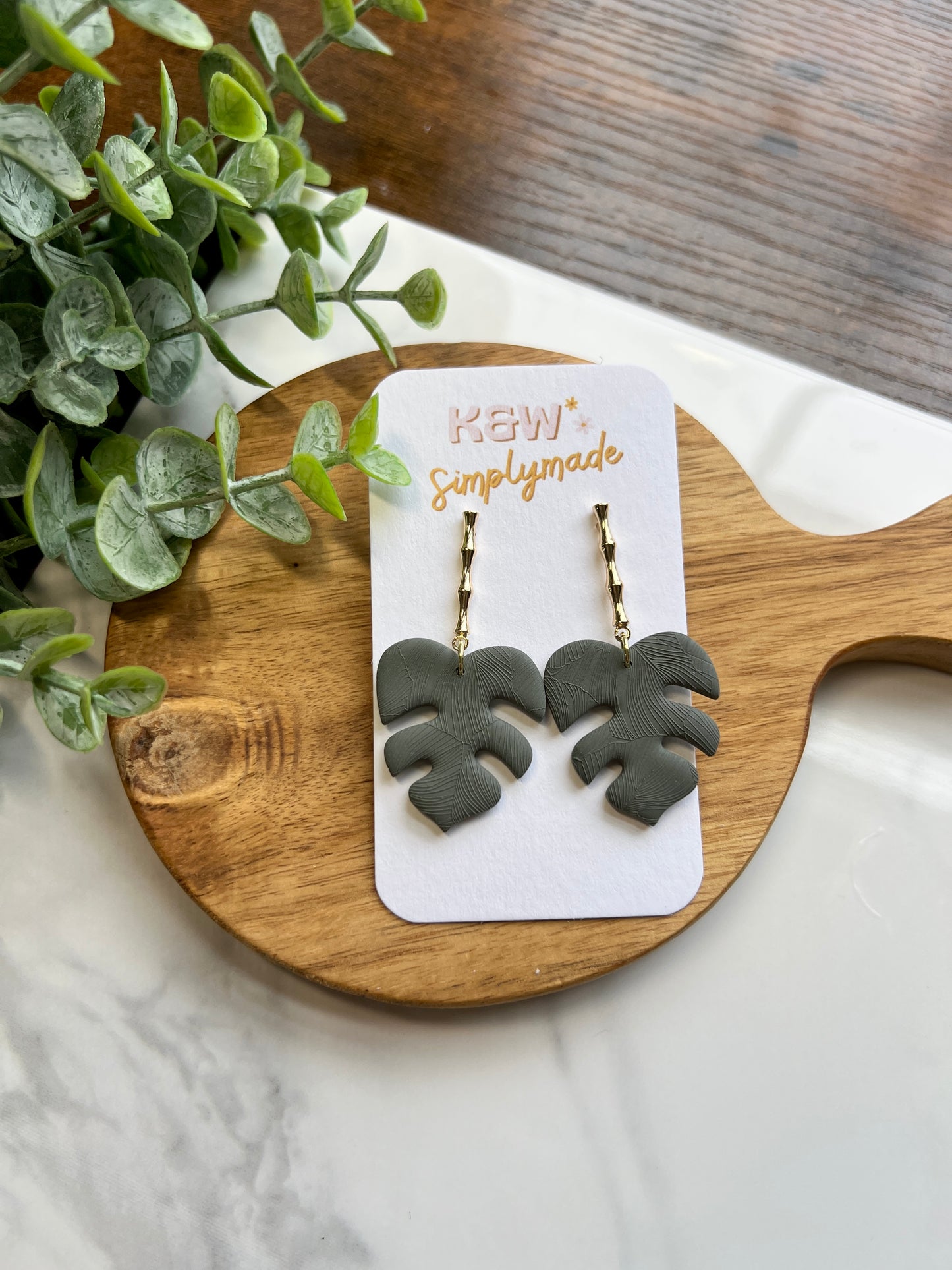 Monstera Dangle