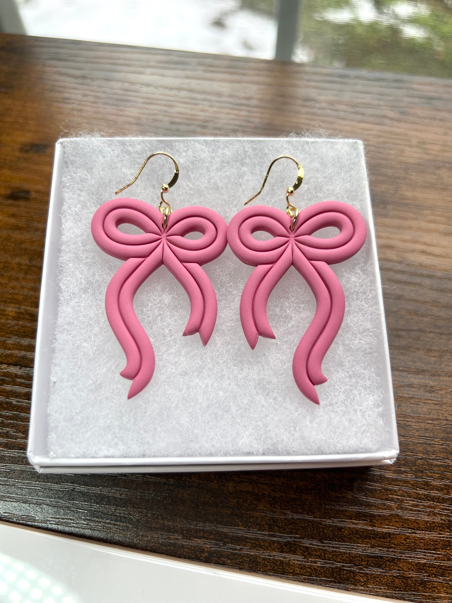 Elegant Bow Dangle