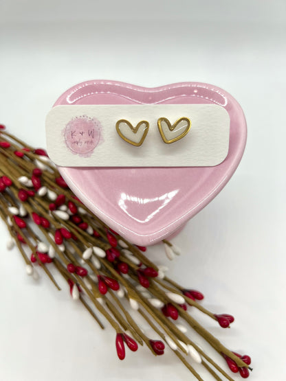 Outlined Heart Stud